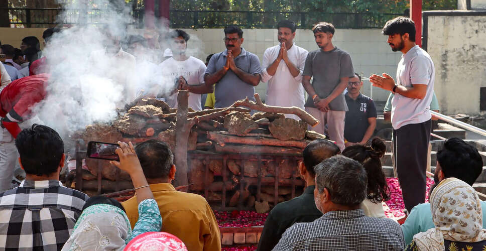 हरीश राणा: पहले भारतीय को मिली निष्क्रिय इच्छामृत्यु, अंतिम विदाई में भावुकता