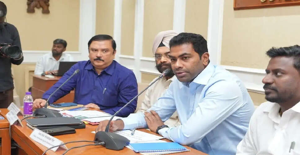 तमिलनाडु में एआईएडीएमके के भीतर बढ़ती दरार, मंत्री का दावा 90% नेता टीवीके में शामिल होंगे