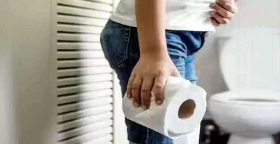 पेशाब में झाग: स्वास्थ्य समस्याओं के संकेत और आवश्यक टेस्ट