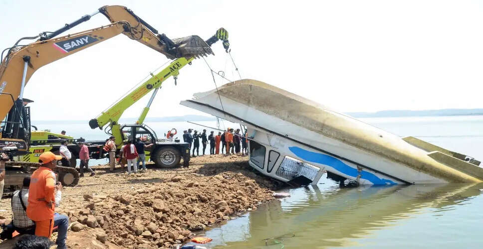 मध्य प्रदेश में क्रूज बोट हादसे में मृतकों की संख्या 13 हुई