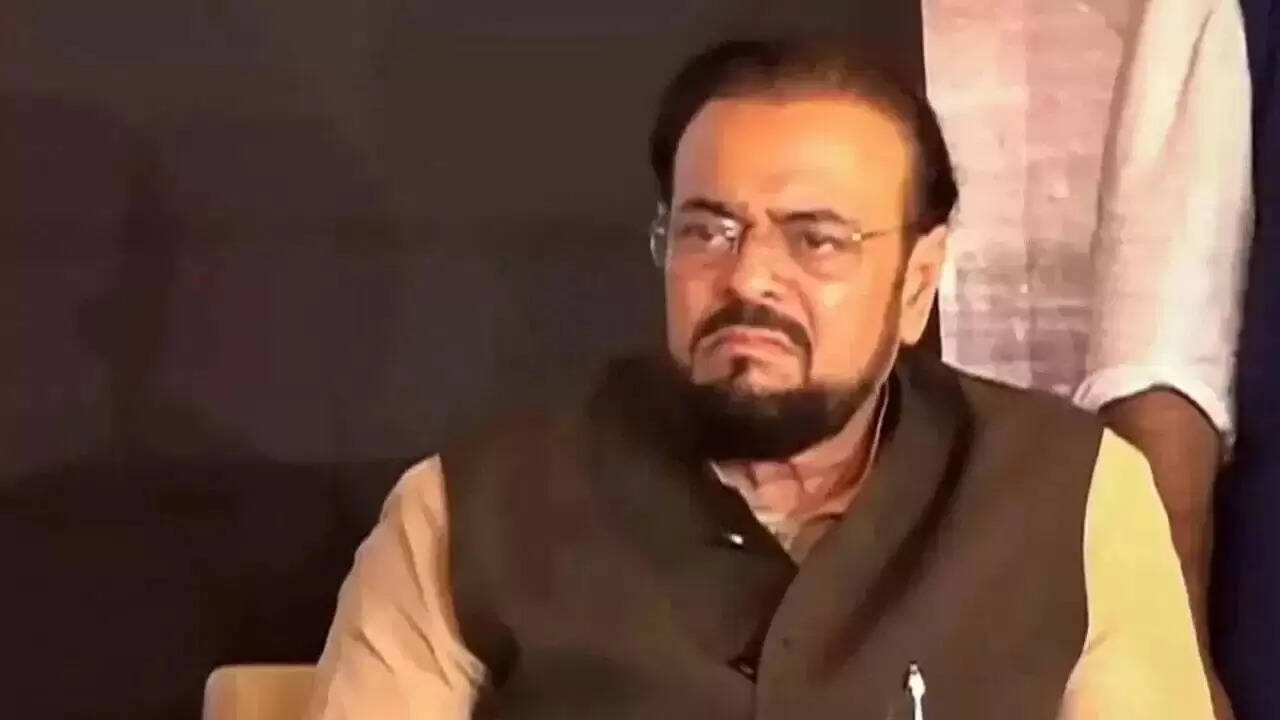 अबू आजमी ने हिजाब विवाद पर नीतीश कुमार की कड़ी आलोचना की