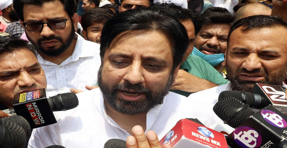 दिल्ली वक्फ बोर्ड में अनियमितताओं के मामले में आप विधायक पर आरोप तय