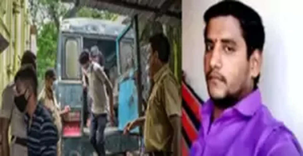 बदलापुर एनकाउंटर : अक्षय शिंदे के परिजनों ने मांगी सुरक्षा, वकील ने कहा- जल्द कराया जाए अंतिम संस्कार