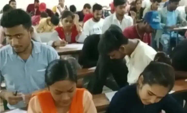नंदलाल की प्रेरणादायक कहानी: दिव्यांगता के बावजूद सफलता की ओर