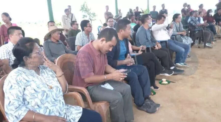 मणिपुर में विस्थापितों की वापसी की शुरुआत