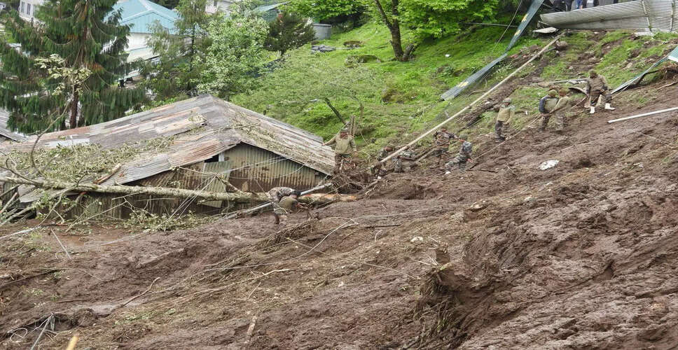 सिक्किम में भूस्खलन से तीन सैनिकों की मौत, छह लापता