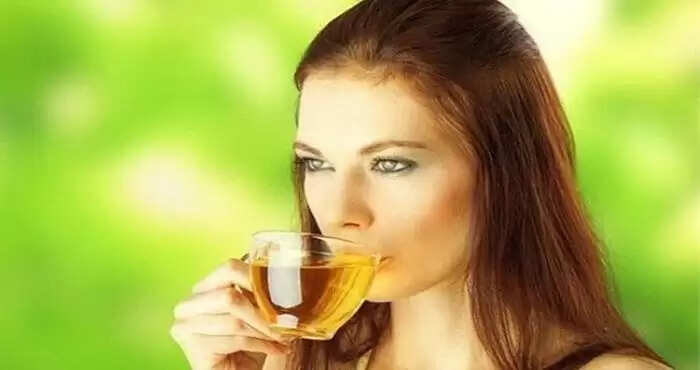 ग्रीन टी के फायदे और नुकसान: जानें सीमित सेवन के महत्व को