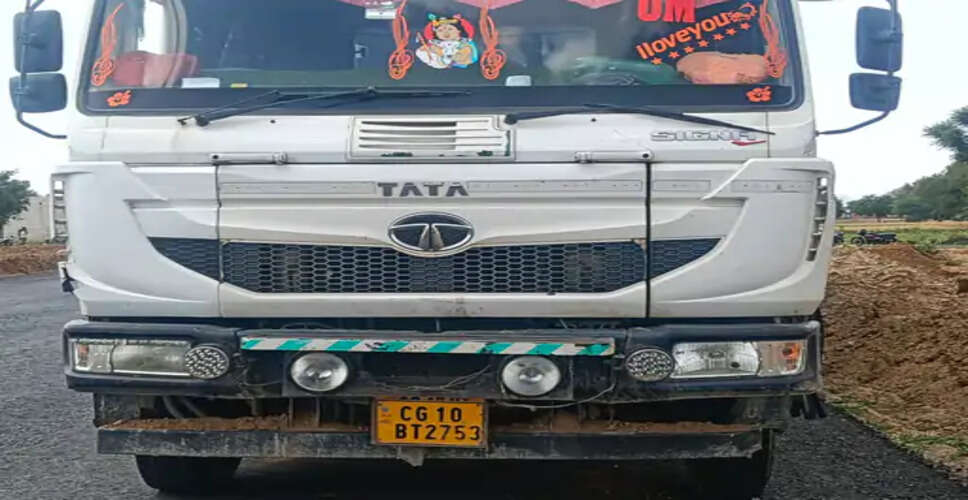 नारेहड़ा बाईपास पर गंभीर सड़क दुर्घटना में मां-बेटा घायल