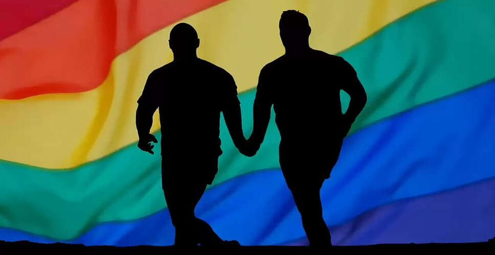 यूके में शरण के लिए झूठे दावे करने वाले प्रवासियों की जांच