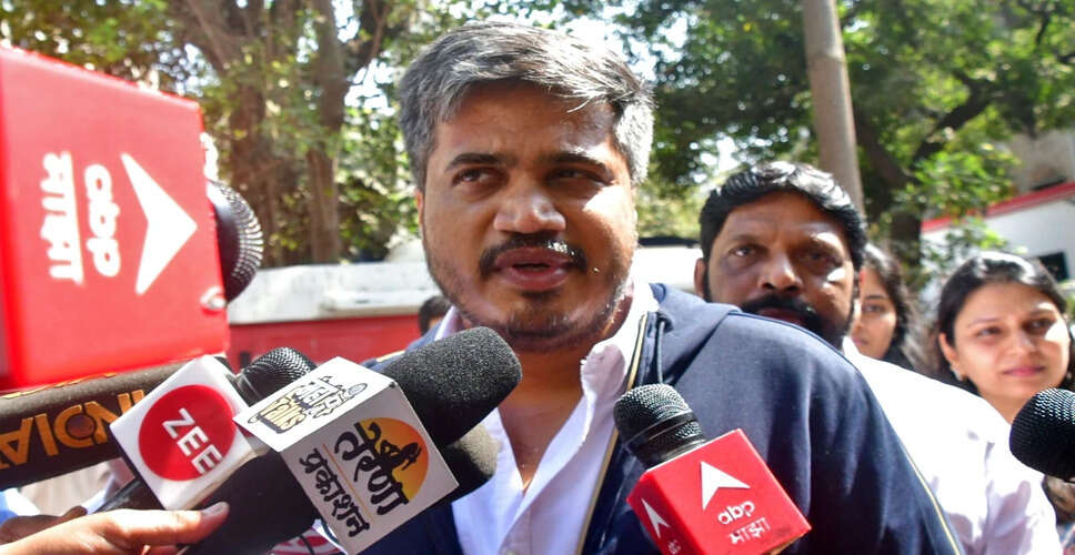 महाराष्ट्र में फोन टैपिंग के आरोपों पर रोहित पवार का बयान