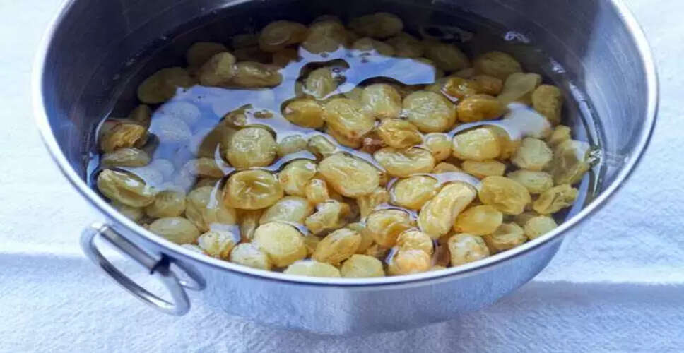 किशमिश का पानी: स्वास्थ्य के लिए अद्भुत लाभ