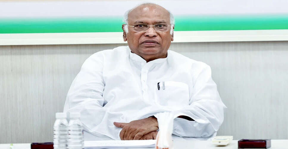 कांग्रेस अध्यक्ष ने असम में बाढ़ और भूस्खलन पर चिंता जताई