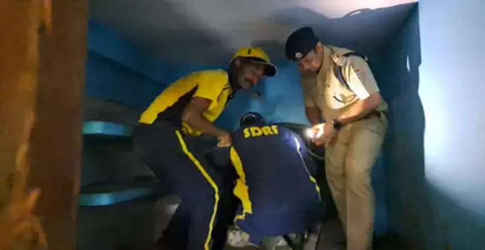 धराली आपदा राहत अभियान : अब तक 1,273 लोगों को सुरक्षित स्थानों पर पहुंचाया गया