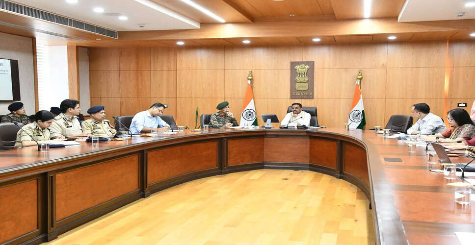असम सरकार और भारतीय सेना के बीच सहयोग बढ़ाने की चर्चा