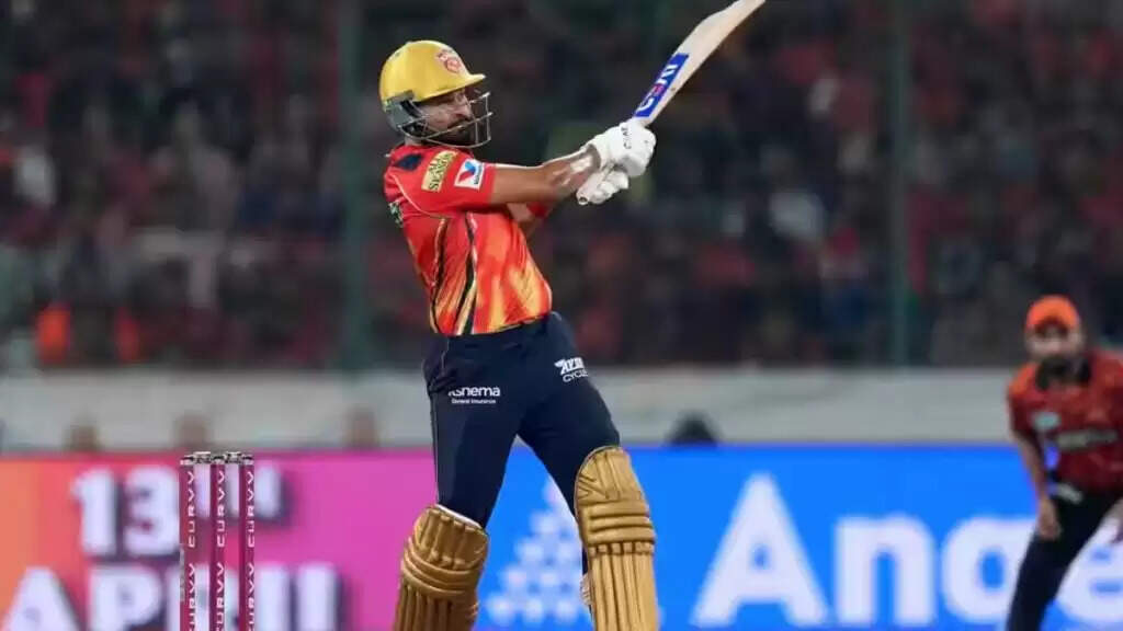 श्रेयस अय्यर की ऑरेंज कैप की दौड़ में एंट्री, टॉप स्कोरर बनने के लिए चाहिए इतने रन