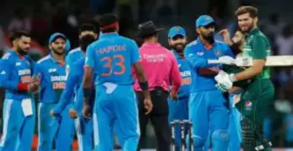 भारत छोड़कर पाकिस्तान के खिलाफ खेलने वाले चार खिलाड़ियों की कहानी