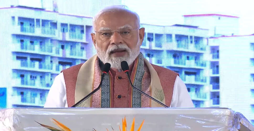 प्रधानमंत्री मोदी ने सांसदों के लिए नए आवास का उद्घाटन किया