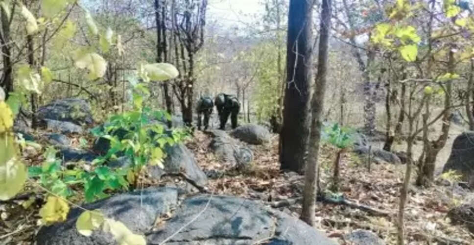 बीजापुर में मुठभेड़ में नौ नक्सली ढेर, आधुनिक हथियार बरामद