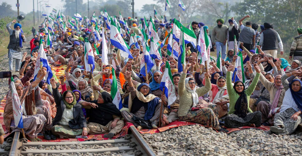 पंजाब के किसानों ने रेल रोको आंदोलन को स्थगित किया, सरकार ने दिए आश्वासन