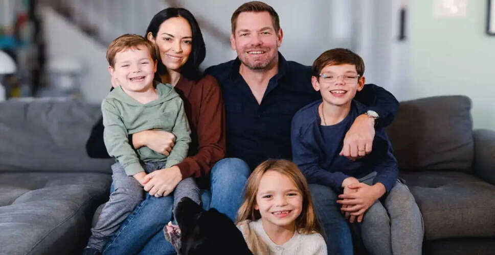 एरिक स्वालवेल पर यौन उत्पीड़न का आरोप, समर्थकों ने वापस लिया समर्थन