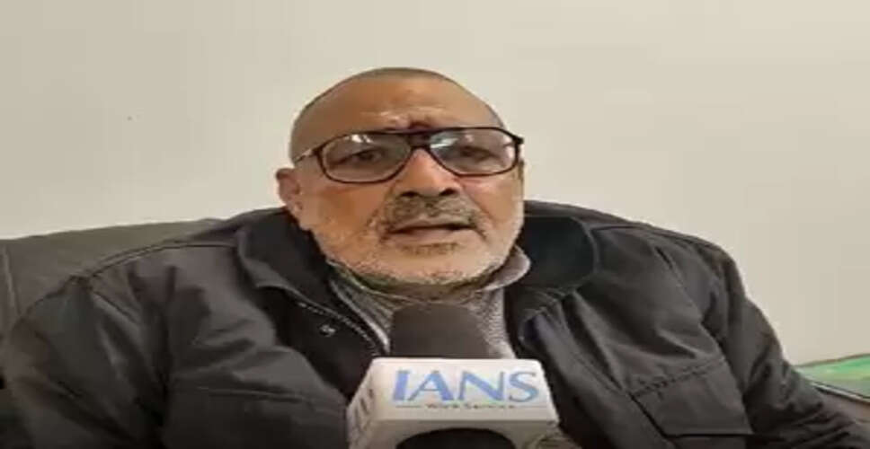 अन्ना हजारे को धोखा दिया, केजरीवाल सबसे बड़े धोखेबाज : गिरिराज सिंह