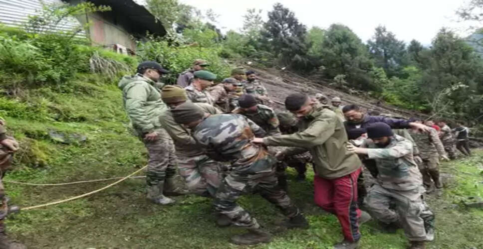 सिक्किम में भूस्खलन से तीन जवानों की मौत, छह लापता