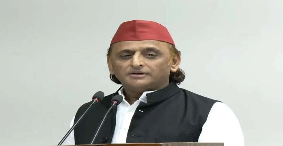 अखिलेश यादव का पश्चिम बंगाल दौरा: ममता बनर्जी से महत्वपूर्ण चर्चा