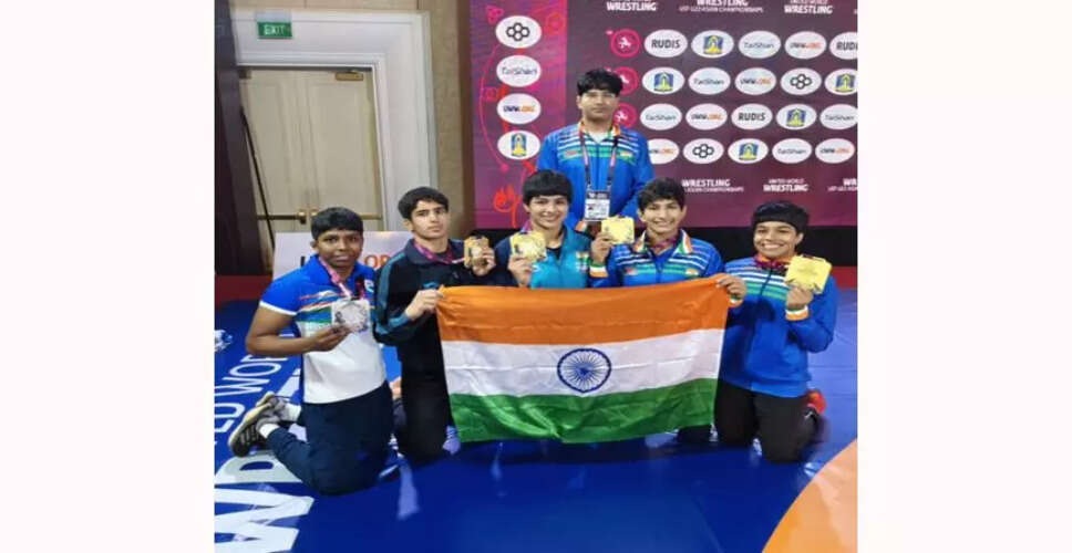 भारतीय महिला कुश्ती टीम ने एशियाई चैंपियनशिप में जीते 10 पदक