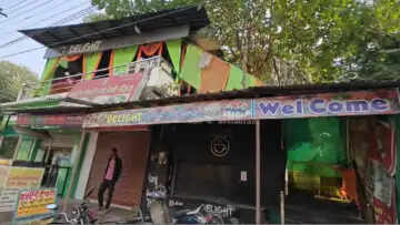 शहडोल में पिज्जा में मिले कीड़े, स्वास्थ्य विभाग ने शुरू की कार्रवाई