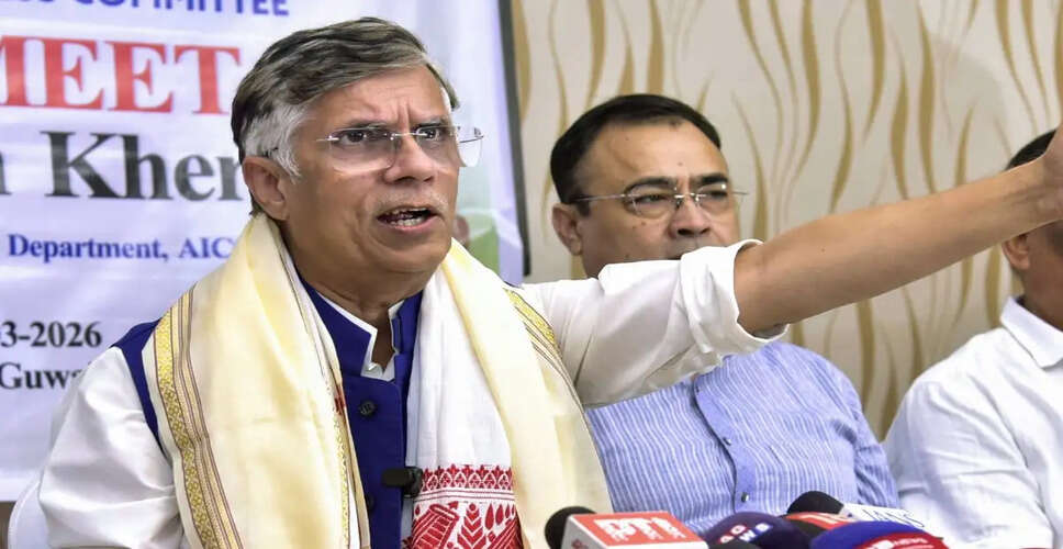 कांग्रेस नेता पवन खेड़ा पर असम के मुख्यमंत्री की पत्नी के खिलाफ आरोपों की जांच
