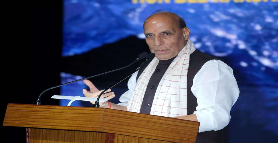 भारत के रक्षा मंत्री ने अंतरराष्ट्रीय संबंधों में स्थायी हितों पर जोर दिया