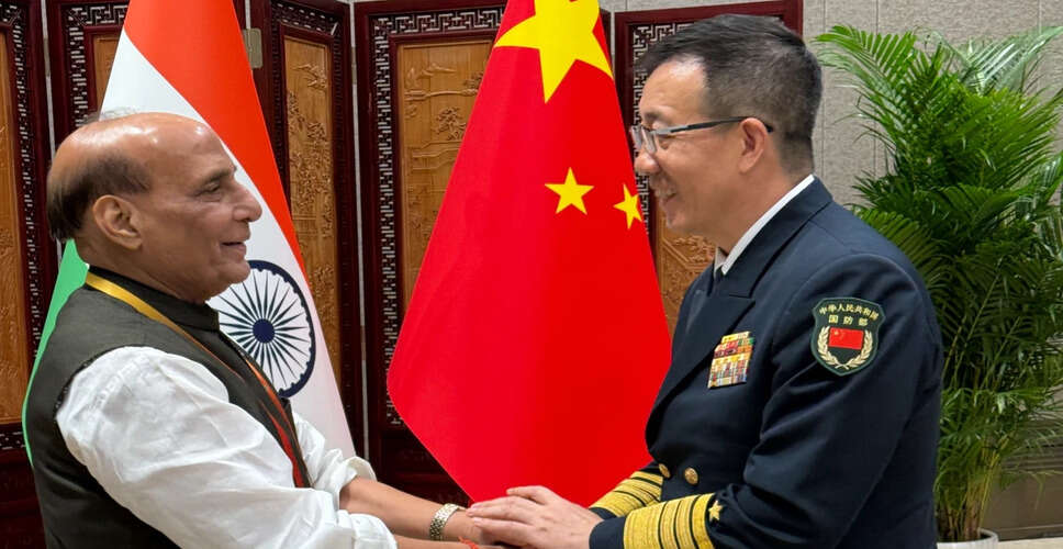 भारत-चीन संबंधों में सकारात्मकता बनाए रखने की अपील