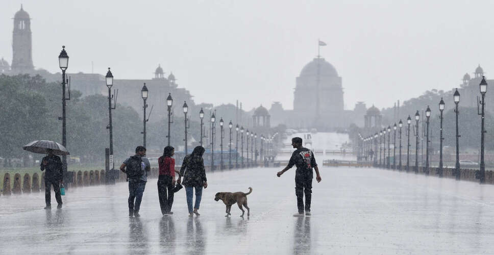 दिल्ली में मौसम का हाल: बारिश और संतोषजनक वायु गुणवत्ता