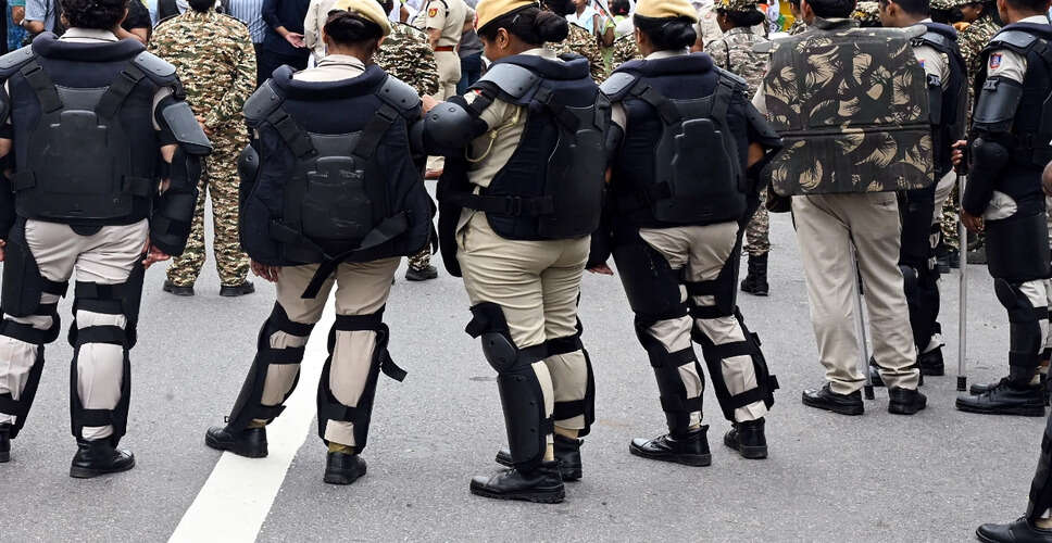 दिल्ली के ताज पैलेस में बम की धमकी, बाद में अफवाह साबित हुई