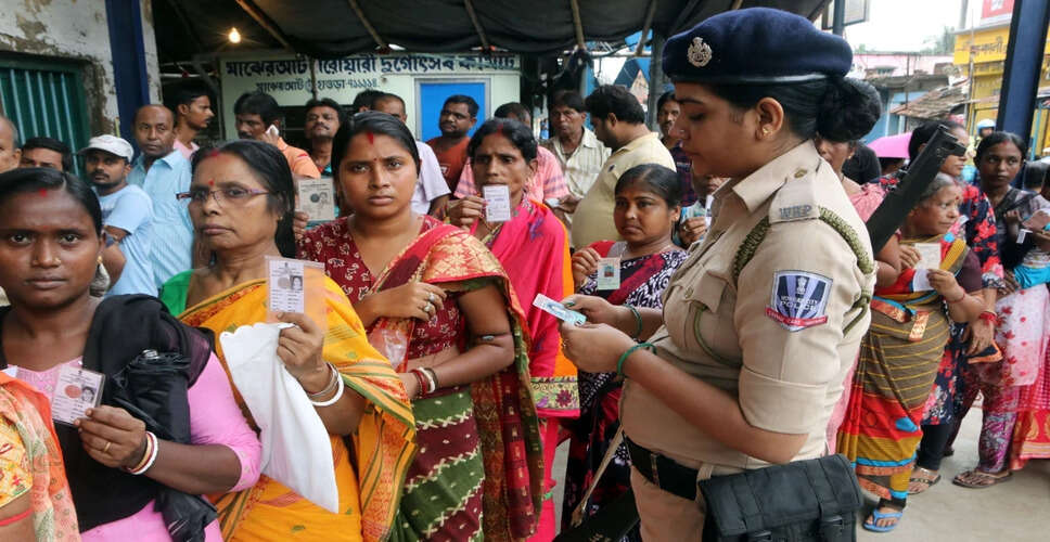 बिहार में मतदाता सूची के एसआईआर पर सुप्रीम कोर्ट का निर्णय, राजनीतिक हलचल तेज