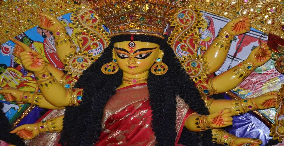 पानीपुरी से प्रेरित कोलकाता पूजा पंडाल बना आयोजकों के लिए सिरदर्द !