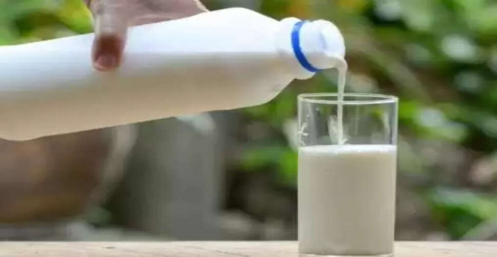 दूध पीने के सही तरीके और इसके संभावित नुकसान
