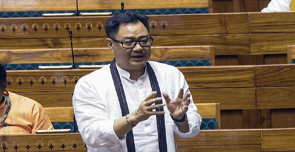 संसद में विपक्ष का हंगामा, कई विधेयक पारित