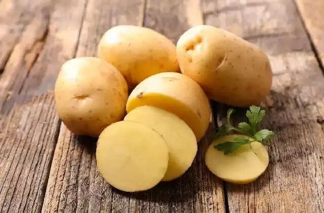 5 सब्जियों के छिलके जो सेहत के लिए बेहद फायदेमंद हैं