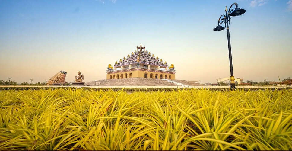 असम सरकार ने महापुरुष श्रीमंत शंकरदेव क्षेत्र में पारंपरिक वस्त्र पहनने का प्रस्ताव रखा