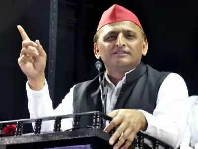 थर्ड फ्रंट के बहाने अपनी भूमिका तलाशने में जुटे अखिलेश