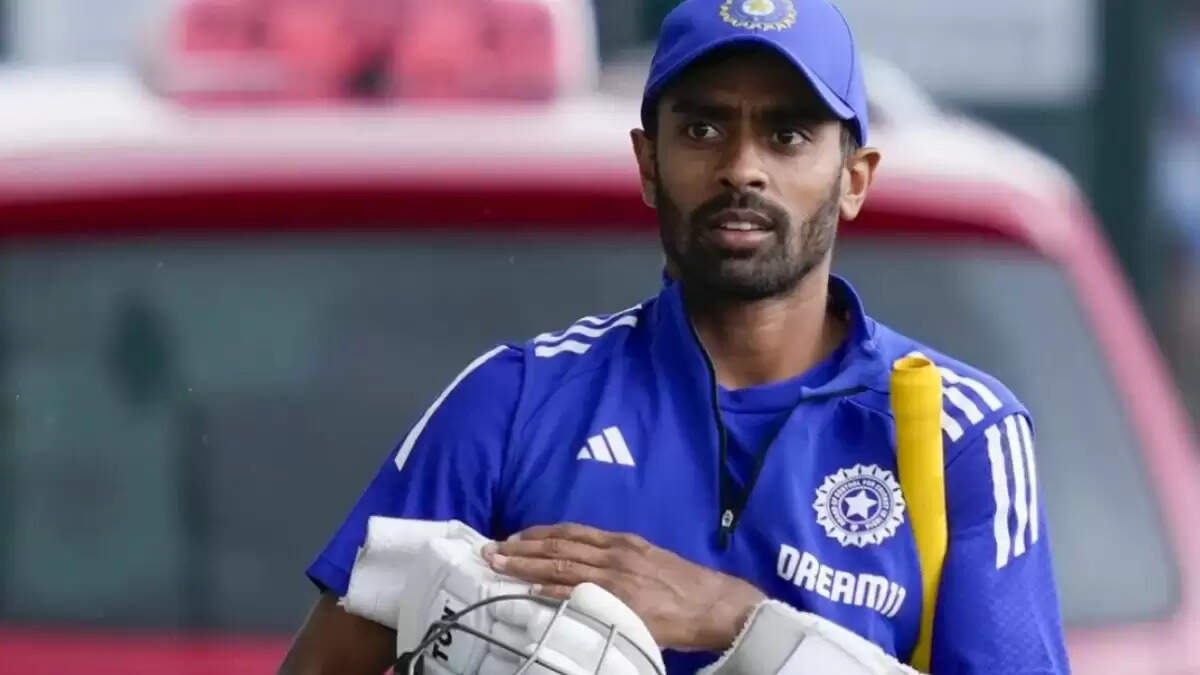 चौथे टेस्ट में प्लेइंग इलेवन में शामिल नहीं हुए अभिमन्यु ईश्वरन, गंभीर की राजनीति का शिकार