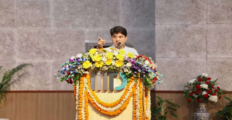 भारत के युवाओं को वैश्विक नेतृत्व की ओर प्रेरित करते ज्योतिरादित्य सिंधिया