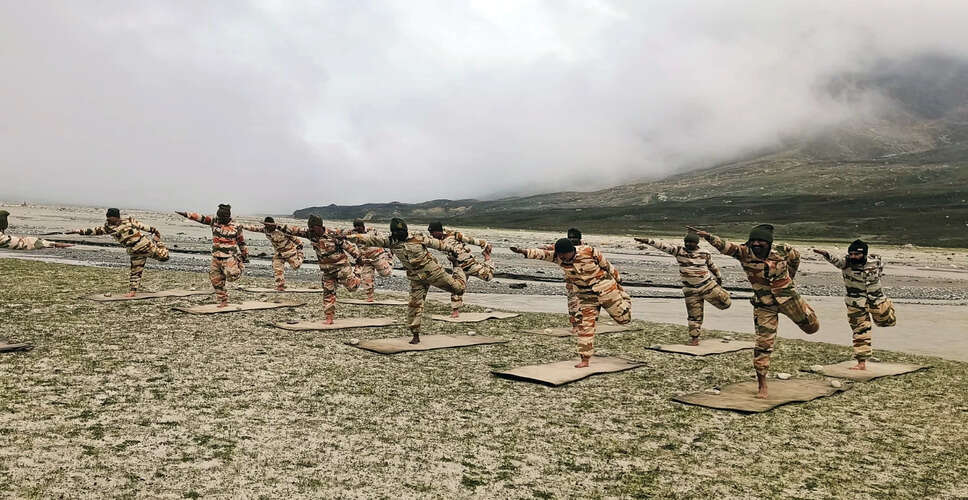 अंतरराष्ट्रीय योग दिवस: प्रधानमंत्री मोदी ने शांति और एकता का संदेश दिया