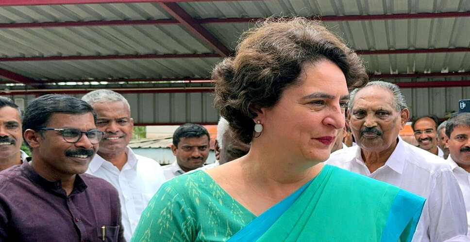 प्रियंका गांधी ने उपराष्ट्रपति राधाकृष्णन को दी बधाई, सड़क परियोजना का किया निरीक्षण