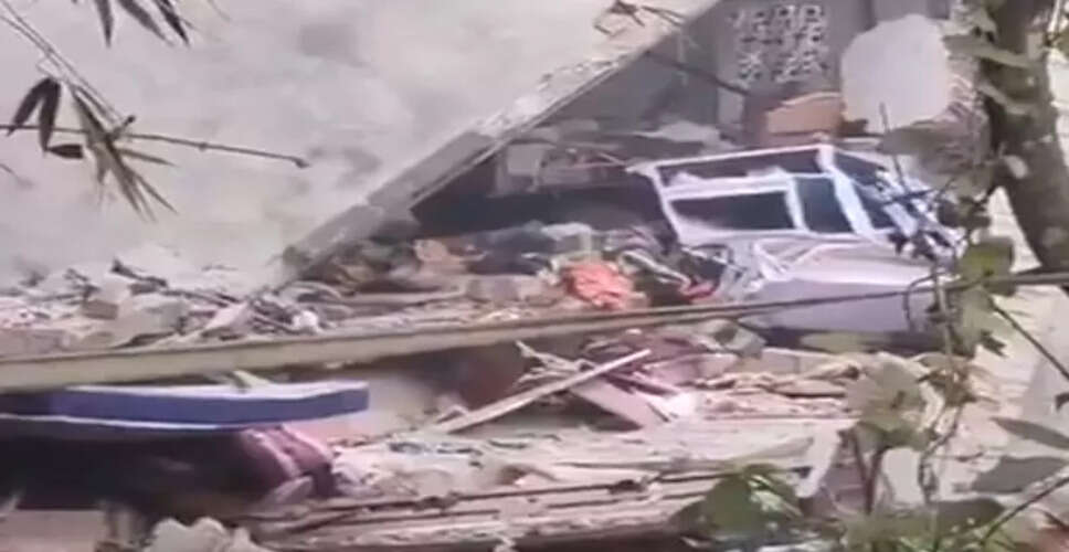 पश्चिम बंगाल में विस्फोट से एक की मौत, तीन घायल