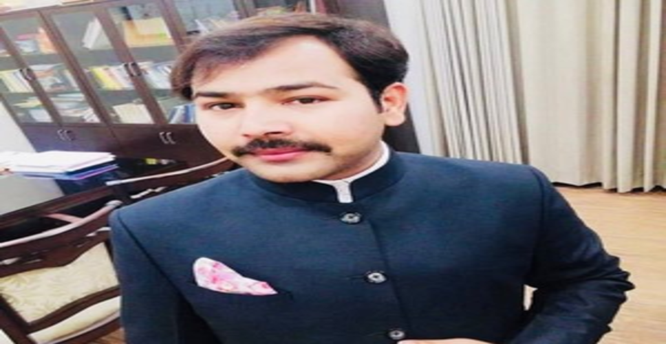 दिल्ली कांग्रेस ने नरेंद्र तोमर के बेटे के खिलाफ जांच की मांग को लेकर ईडी कार्यालय के बाहर किया प्रदर्शन