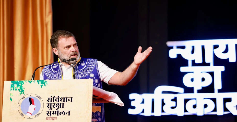 राहुल गांधी ने मोदी पर अमेरिका के प्रभाव का आरोप लगाया