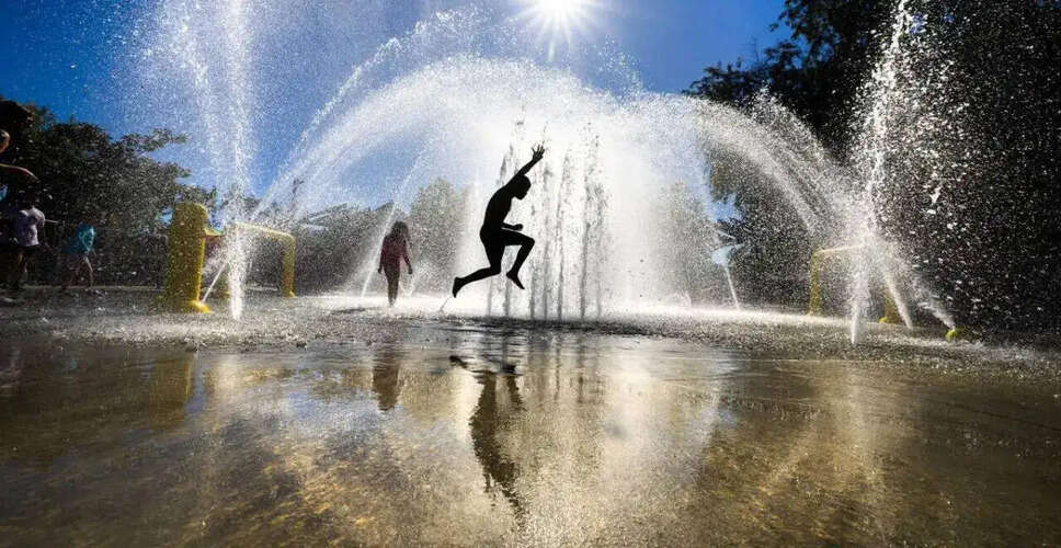 कैलिफोर्निया में गर्मी की चेतावनी: जानें सुरक्षित रहने के उपाय