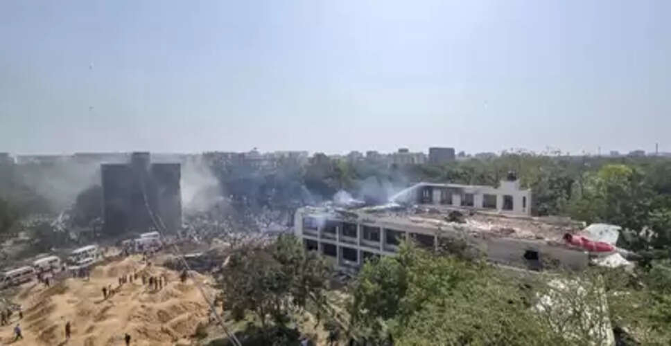अहमदाबाद विमान हादसे की जांच के लिए अंतर्राष्ट्रीय सहयोग, अमेरिका और ब्रिटेन ने टीमें भेजने की पेशकश की